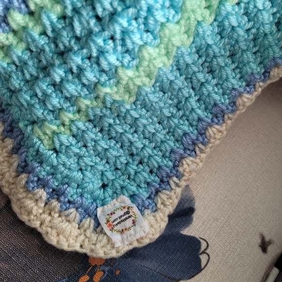 COPY - One of a kind colorful blanket - Picture 5 of 6